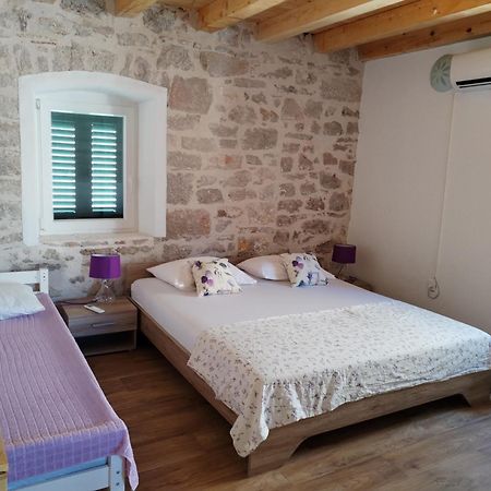 Ema Daire Prvic Sepurine Dış mekan fotoğraf