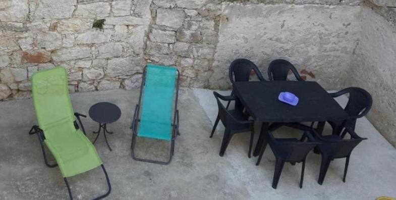 Ema Daire Prvic Sepurine Dış mekan fotoğraf
