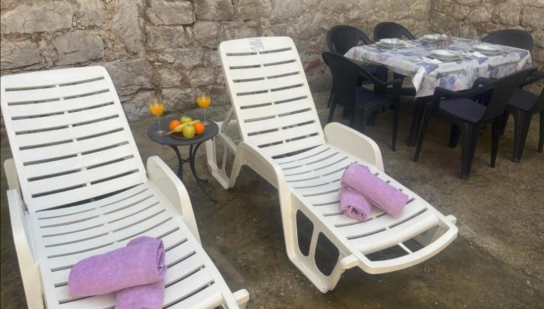 Ema Daire Prvic Sepurine Dış mekan fotoğraf